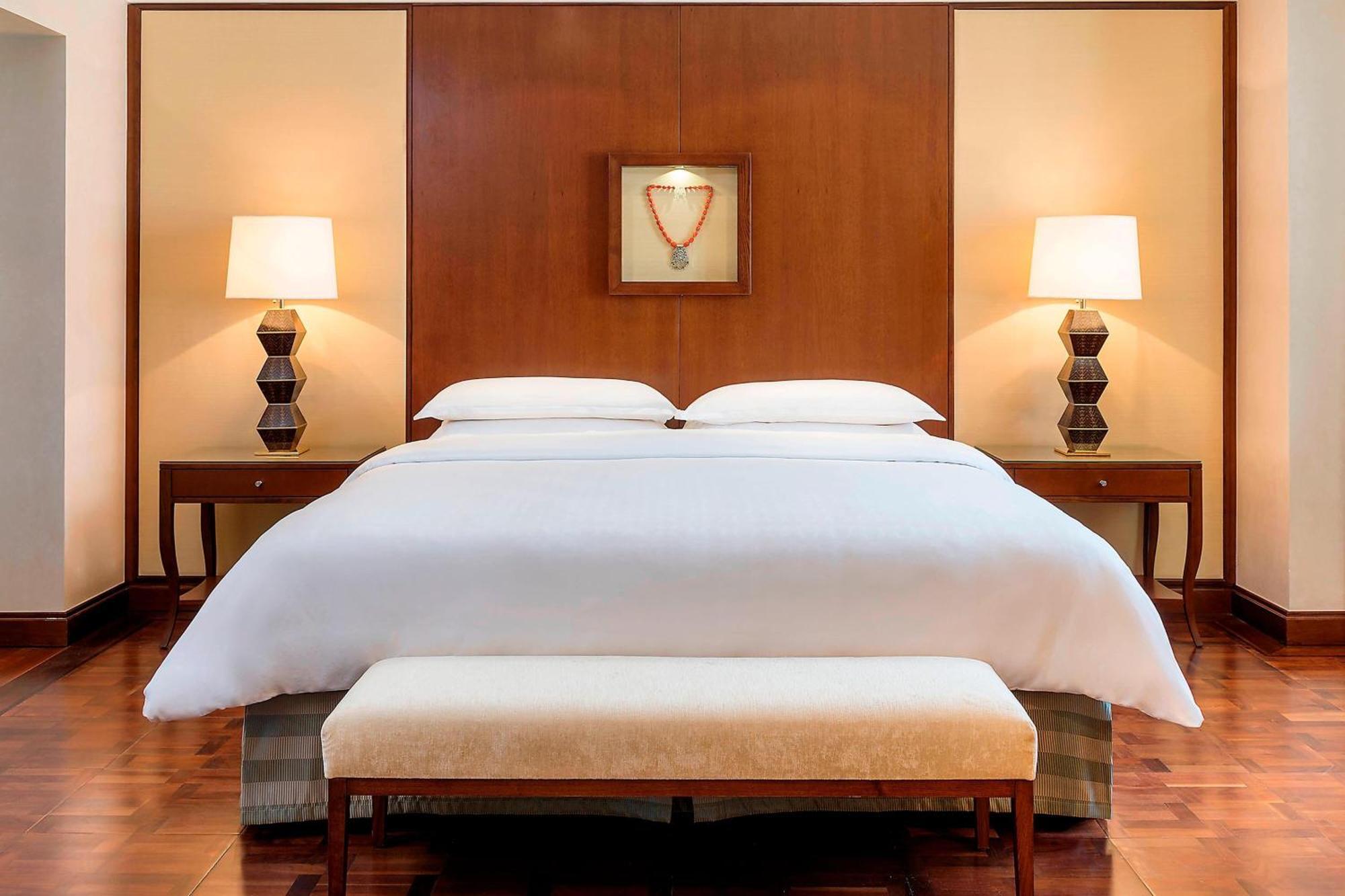 Sheraton Oman Hotel Маскат Экстерьер фото